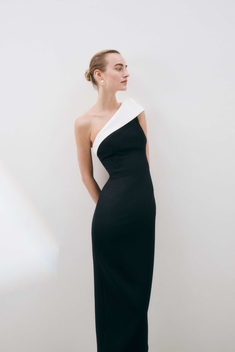 Roland Mouret lookbook for Autumn/Winter 2025