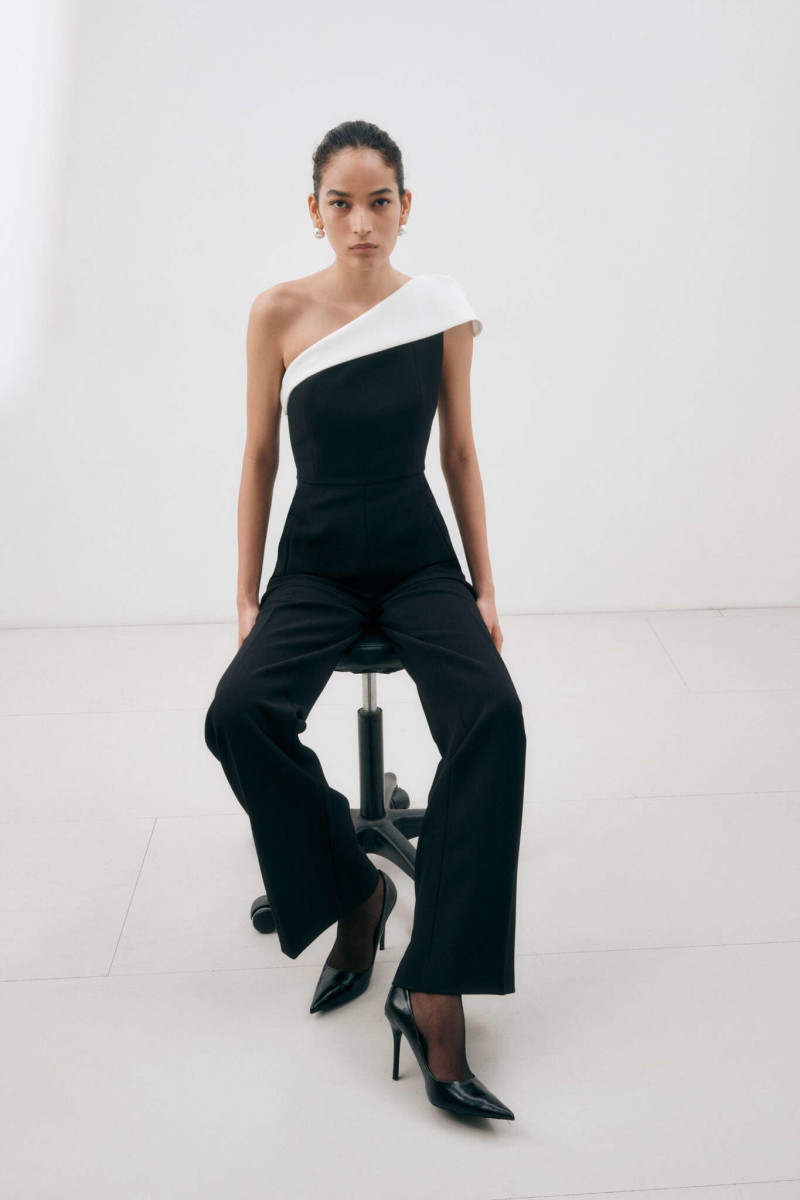 Roland Mouret lookbook for Autumn/Winter 2025
