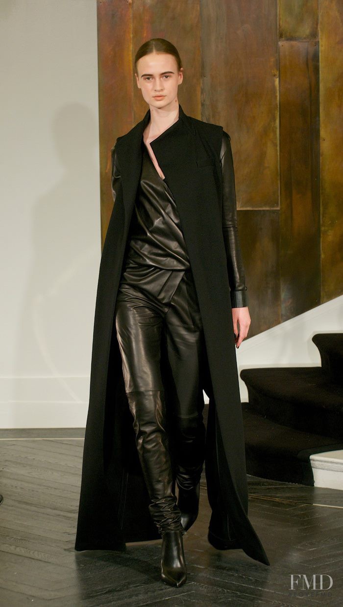 Amanda Wakeley fashion show for Autumn/Winter 2014