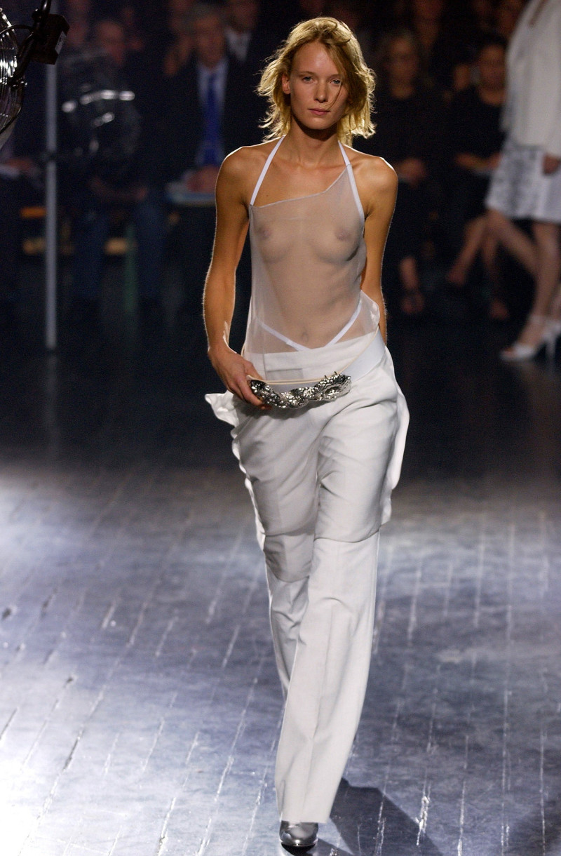 A.F. Vandevorst fashion show for Spring/Summer 2003