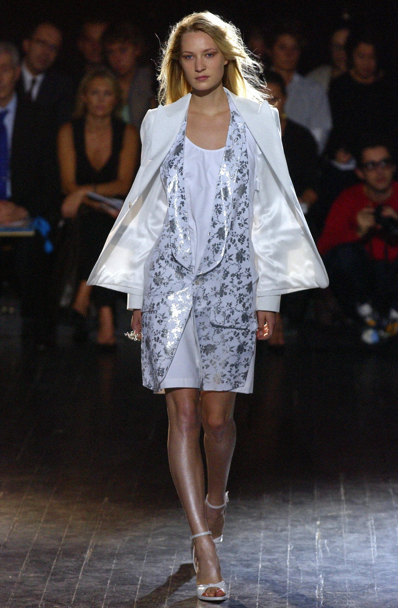A.F. Vandevorst fashion show for Spring/Summer 2003