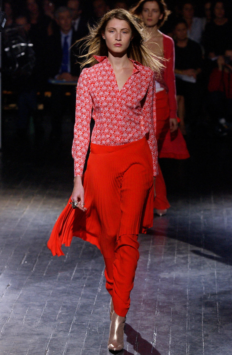 A.F. Vandevorst fashion show for Spring/Summer 2003