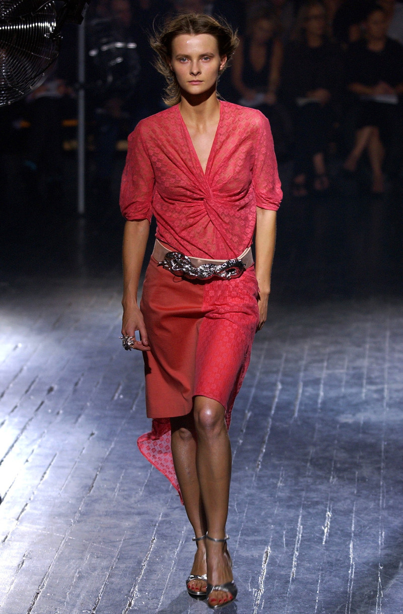 A.F. Vandevorst fashion show for Spring/Summer 2003