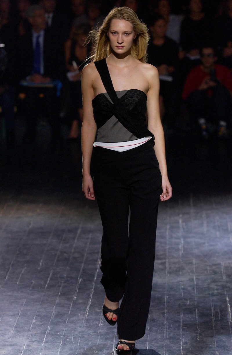 A.F. Vandevorst fashion show for Spring/Summer 2003