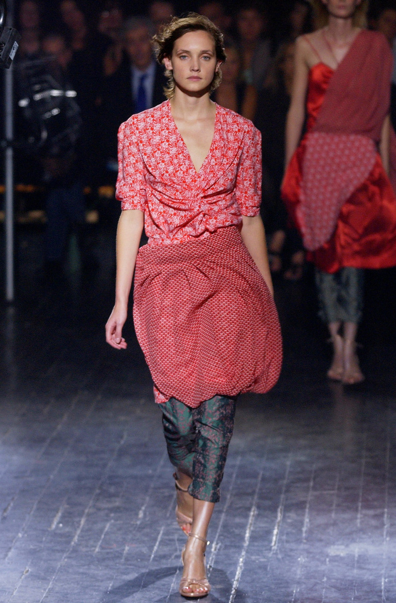 A.F. Vandevorst fashion show for Spring/Summer 2003