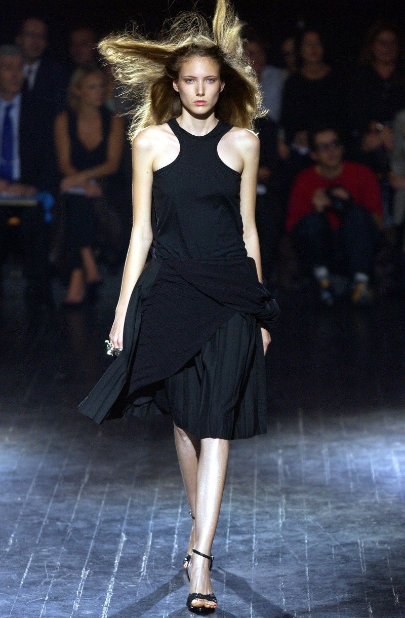 A.F. Vandevorst fashion show for Spring/Summer 2003
