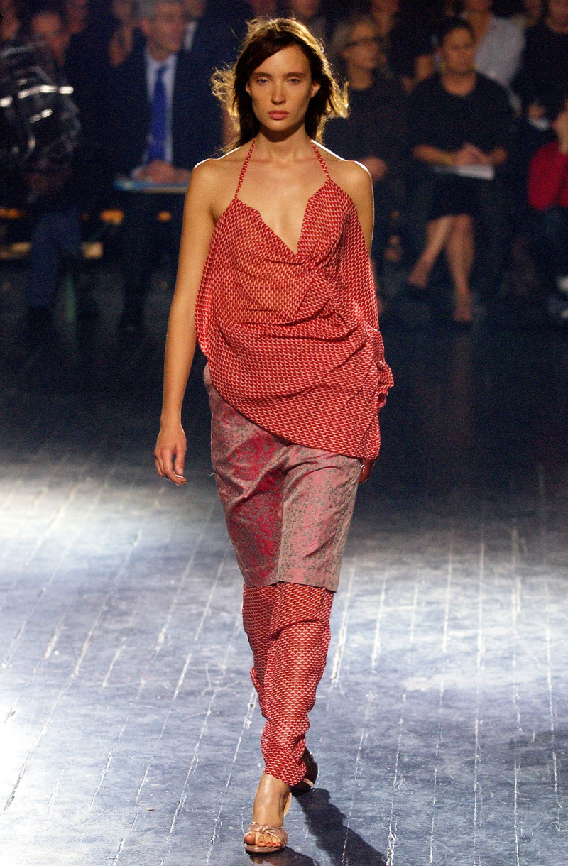 A.F. Vandevorst fashion show for Spring/Summer 2003