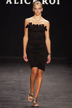 Alice Roi fashion show for Spring/Summer 2003