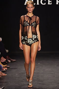 Alice Roi fashion show for Spring/Summer 2003