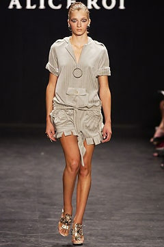 Alice Roi fashion show for Spring/Summer 2003