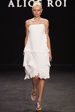 Alice Roi fashion show for Spring/Summer 2003