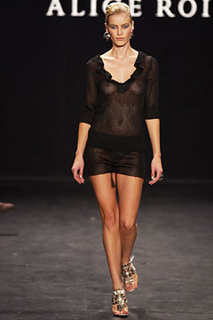 Alice Roi fashion show for Spring/Summer 2003