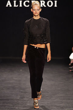 Alice Roi fashion show for Spring/Summer 2003