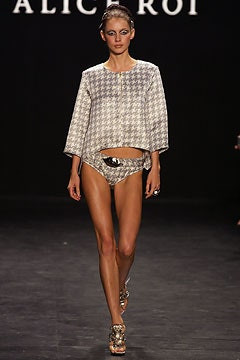 Alice Roi fashion show for Spring/Summer 2003
