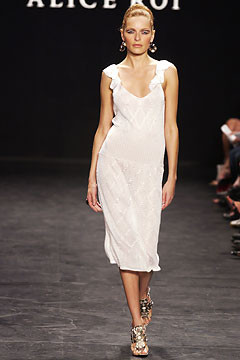 Alice Roi fashion show for Spring/Summer 2003