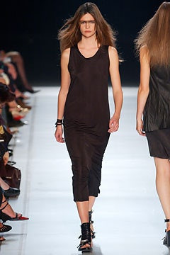 Ann Demeulemeester fashion show for Spring/Summer 2003