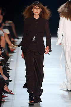Ann Demeulemeester fashion show for Spring/Summer 2003