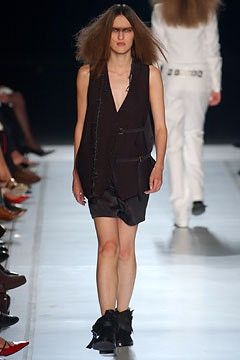 Ann Demeulemeester fashion show for Spring/Summer 2003