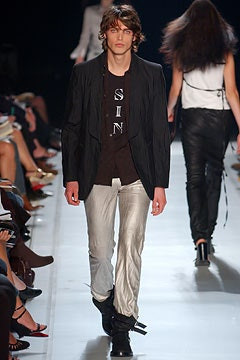 Ann Demeulemeester fashion show for Spring/Summer 2003