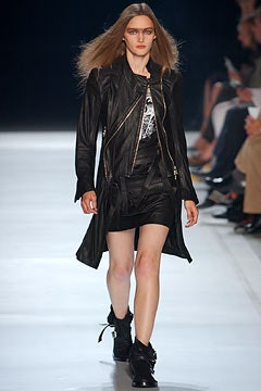 Ann Demeulemeester fashion show for Spring/Summer 2003