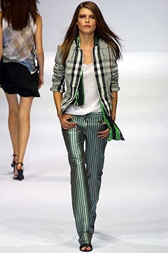 Burberry Prorsum fashion show for Spring/Summer 2003