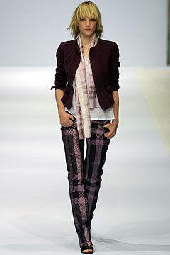 Burberry Prorsum fashion show for Spring/Summer 2003