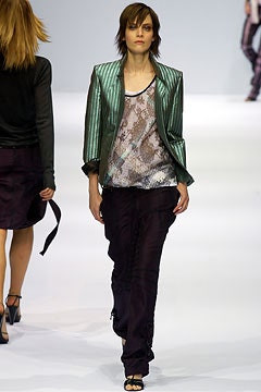 Burberry Prorsum fashion show for Spring/Summer 2003