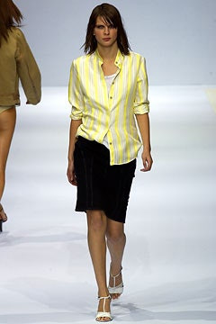 Burberry Prorsum fashion show for Spring/Summer 2003