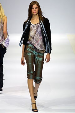 Burberry Prorsum fashion show for Spring/Summer 2003