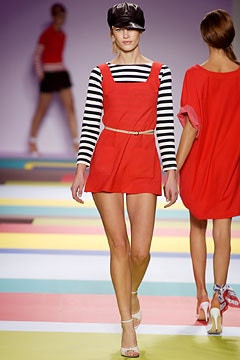 Cacharel fashion show for Spring/Summer 2003