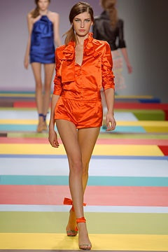 Cacharel fashion show for Spring/Summer 2003