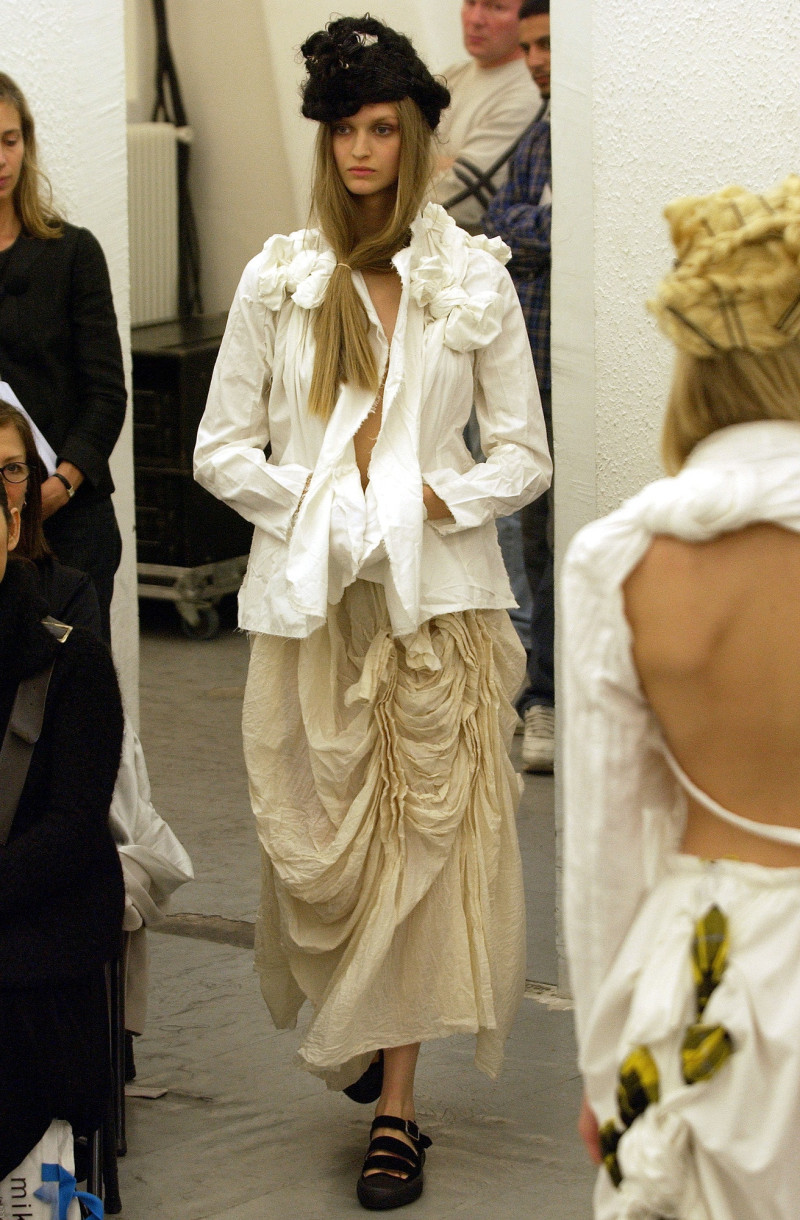 Comme Des Garcons fashion show for Spring/Summer 2003