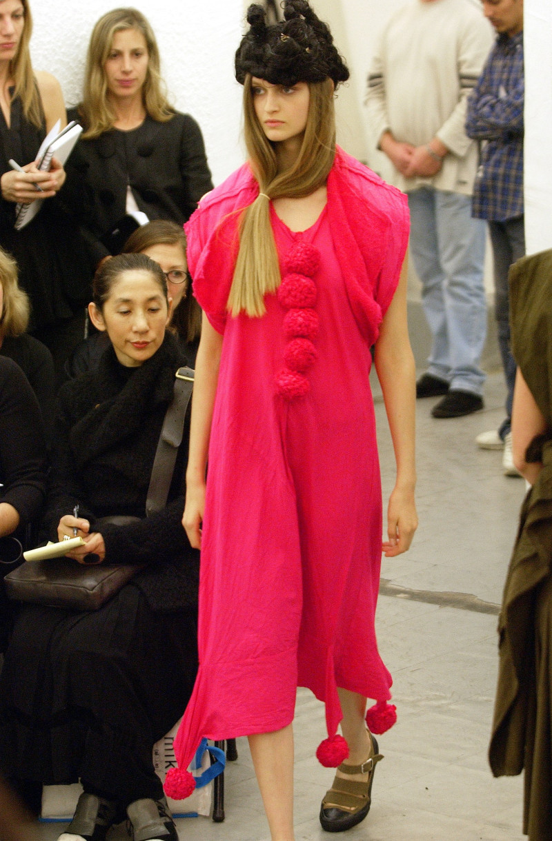 Comme Des Garcons fashion show for Spring/Summer 2003