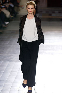 Dries van Noten fashion show for Spring/Summer 2003