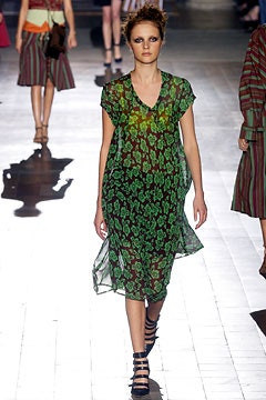 Dries van Noten fashion show for Spring/Summer 2003