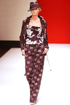 Gianfranco Ferré fashion show for Spring/Summer 2003