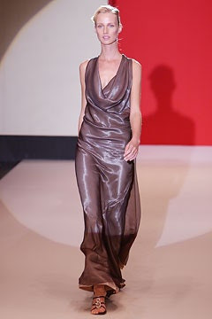 Gianfranco Ferré fashion show for Spring/Summer 2003