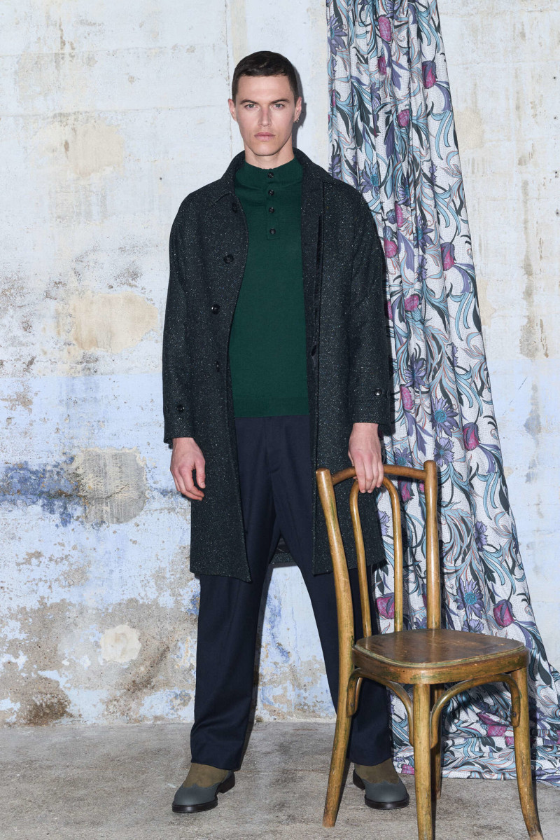 Emanuel Ungaro lookbook for Autumn/Winter 2025