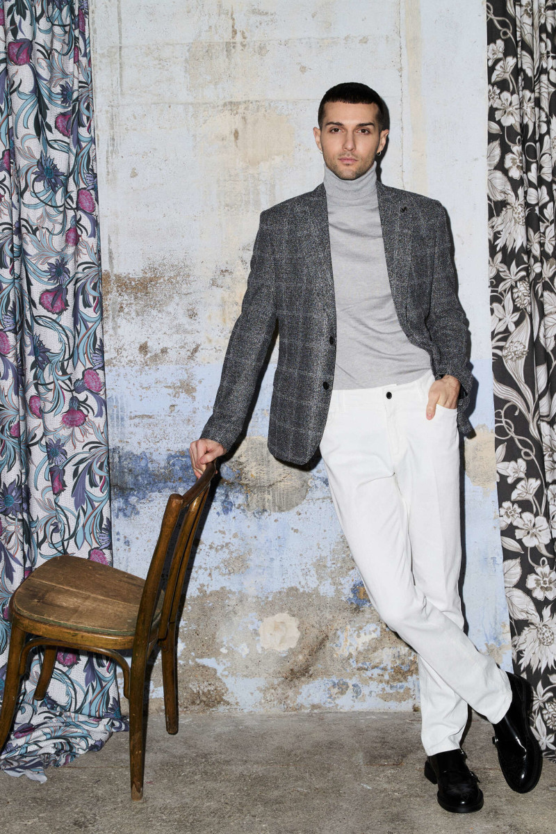 Emanuel Ungaro lookbook for Autumn/Winter 2025