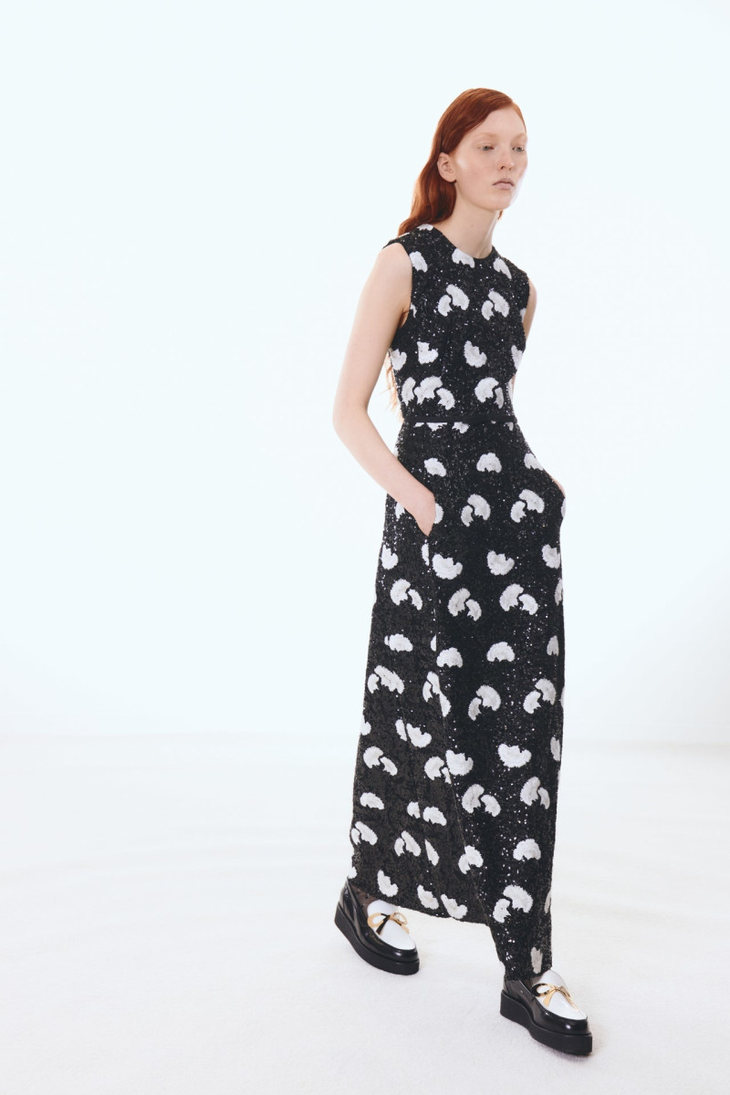 Giambattista Valli lookbook for Pre-Fall 2025