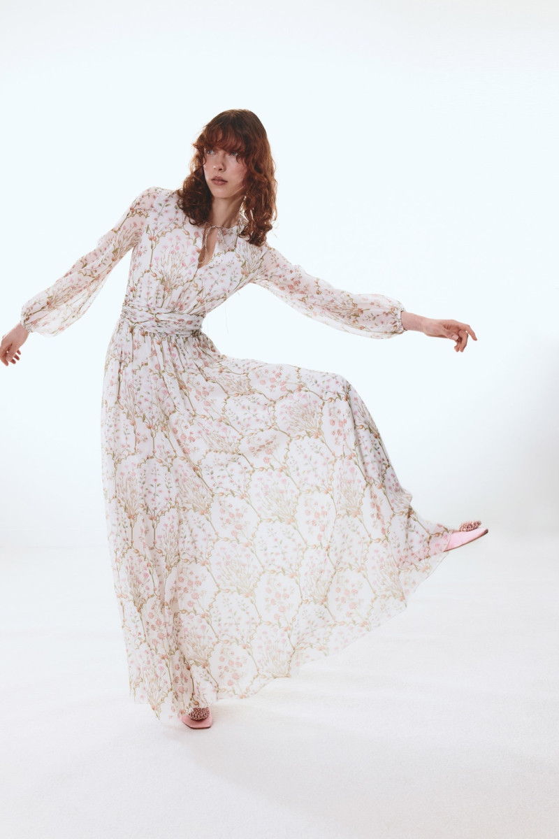 Giambattista Valli lookbook for Pre-Fall 2025