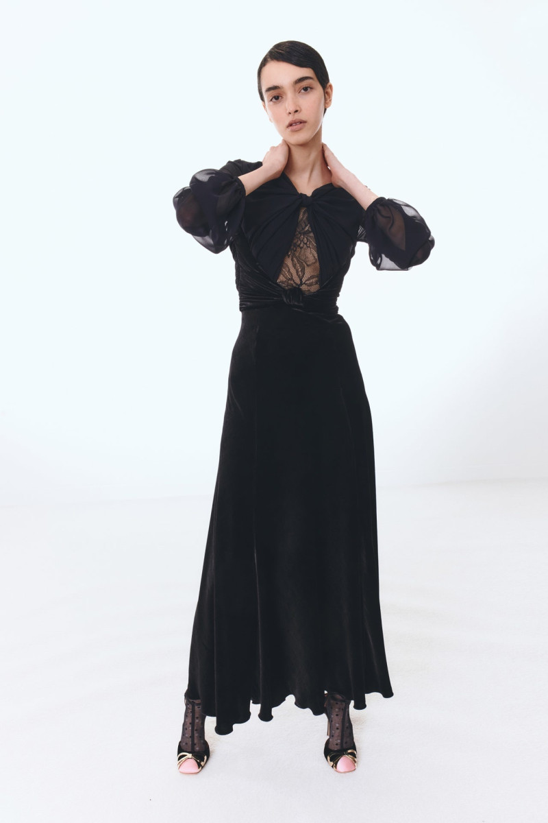 Giambattista Valli lookbook for Pre-Fall 2025