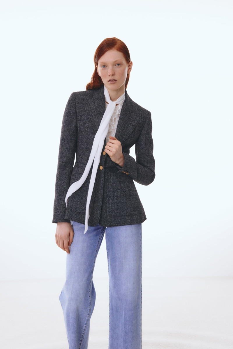 Giambattista Valli lookbook for Pre-Fall 2025