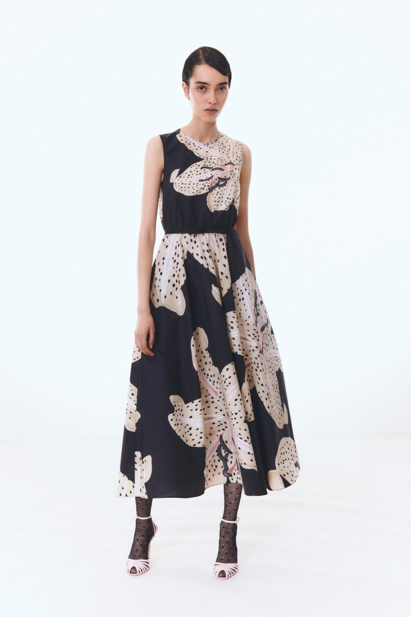 Giambattista Valli lookbook for Pre-Fall 2025