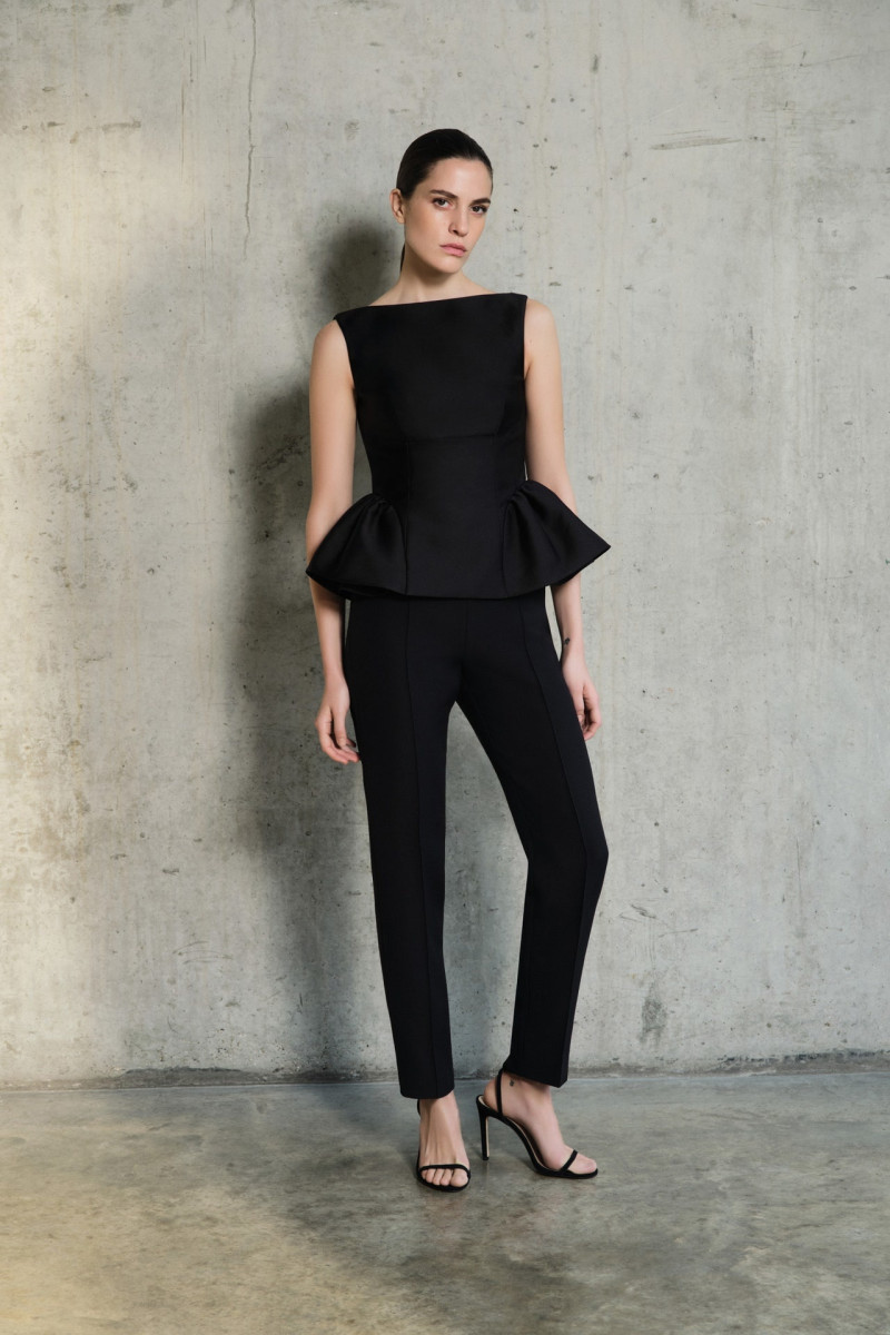 Roland Mouret lookbook for Pre-Fall 2025