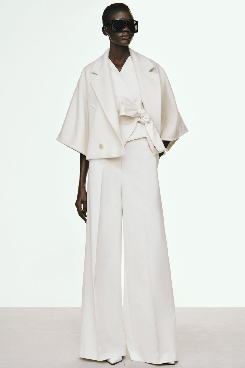 Max Mara lookbook for Pre-Fall 2025