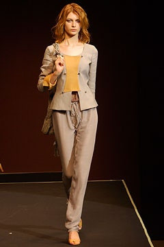 Giorgio Armani fashion show for Spring/Summer 2003