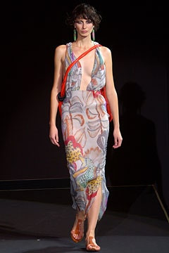 Giorgio Armani fashion show for Spring/Summer 2003