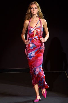 Giorgio Armani fashion show for Spring/Summer 2003