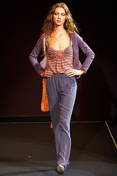 Giorgio Armani fashion show for Spring/Summer 2003